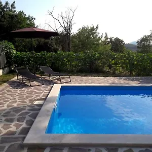 Nada With Private Pool , Buzet Kroatië